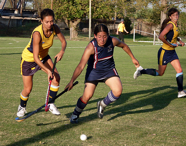 Argentina Girls Hockey Game