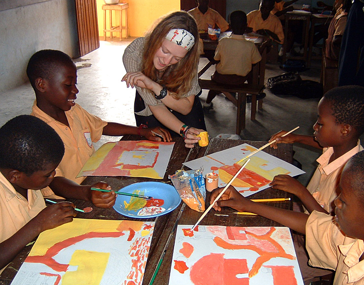 Teach Kids Art in Ghana