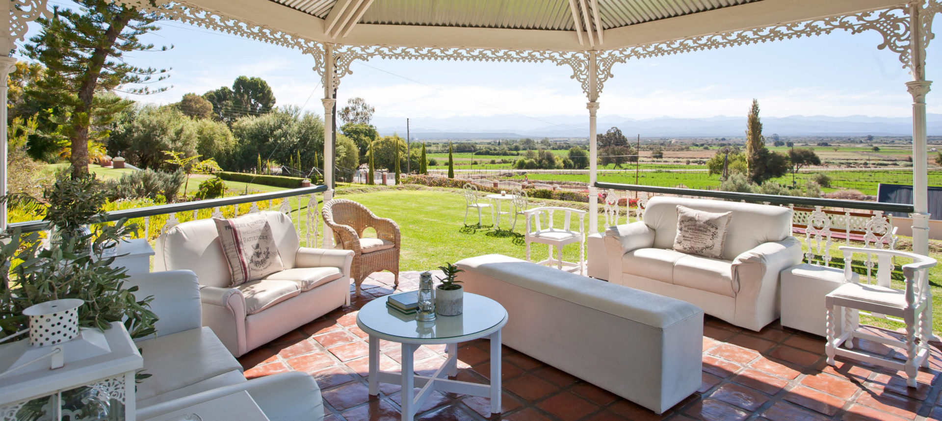 South Africa - Oudsthoorn - La Plume Boutique Guest House - Gazebo