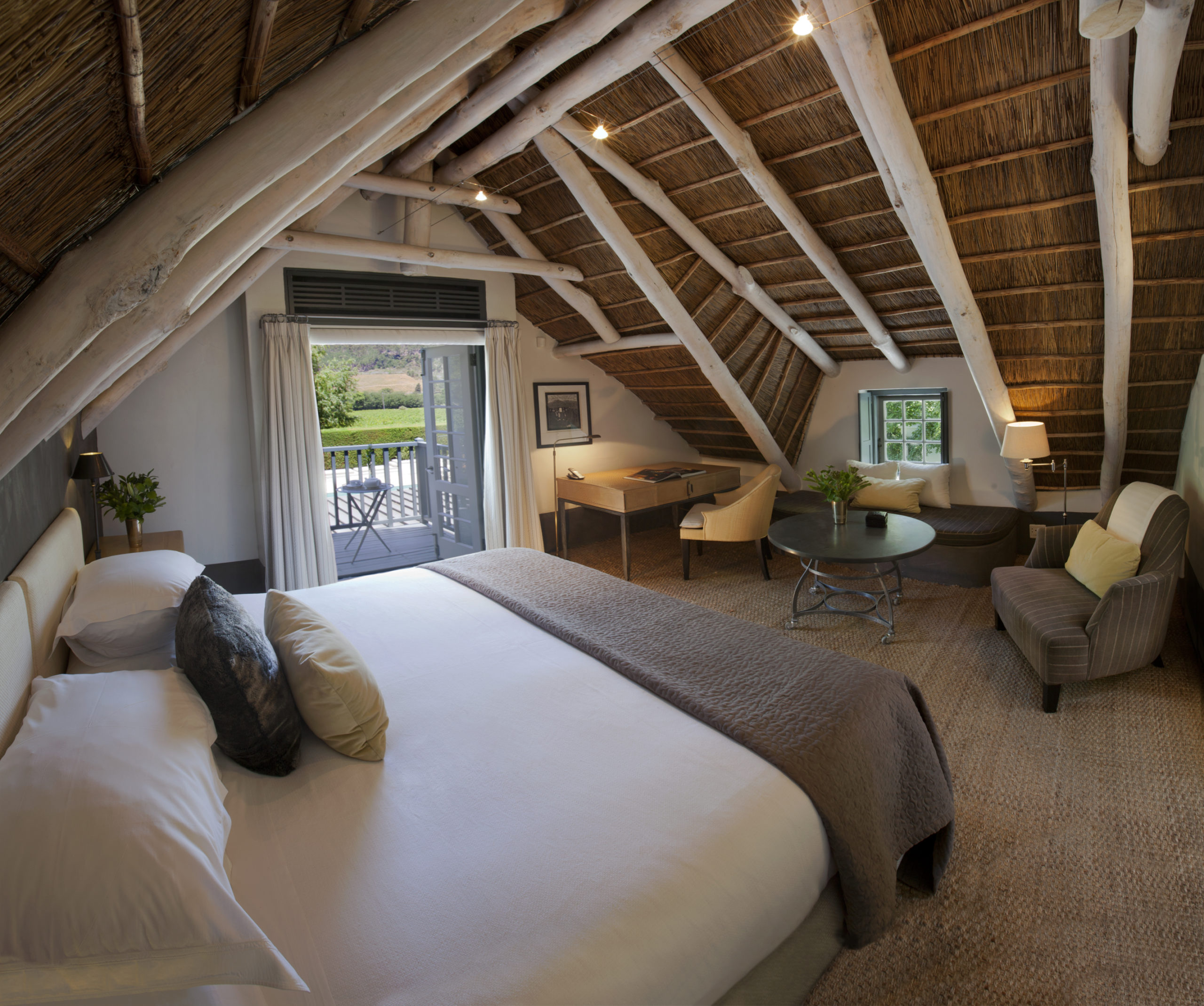 South Africa - Cape Winelands - 4948 - Double Bed in Cottage