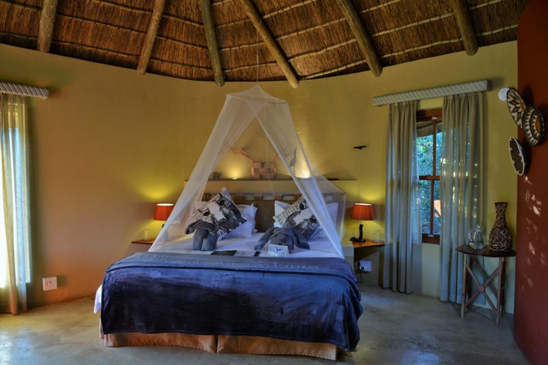 South Africa - Eastern Private Game Reserves - Sibuya Bush Lodge - Suite interior