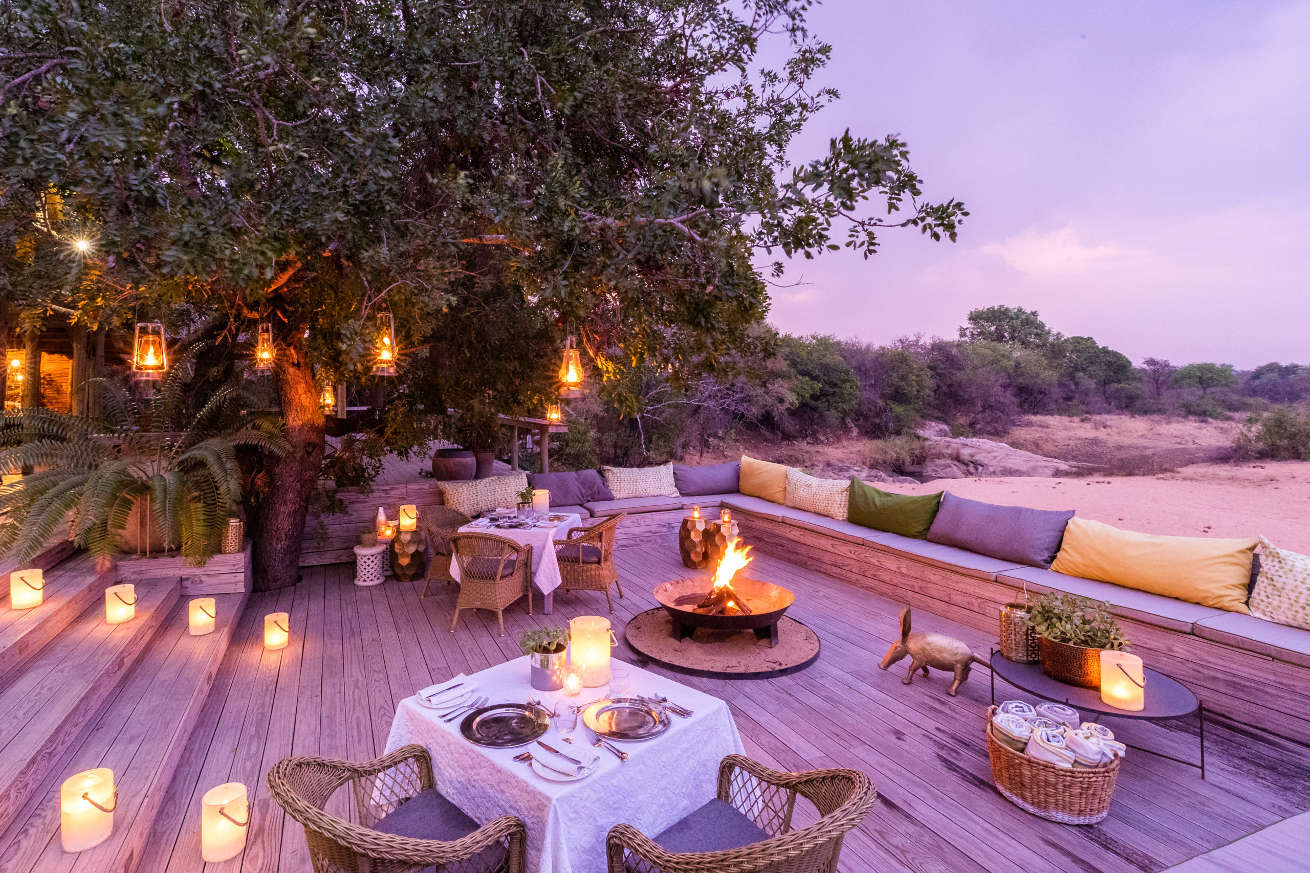 Thornybush Game Lodge Sunset Deck and Seating