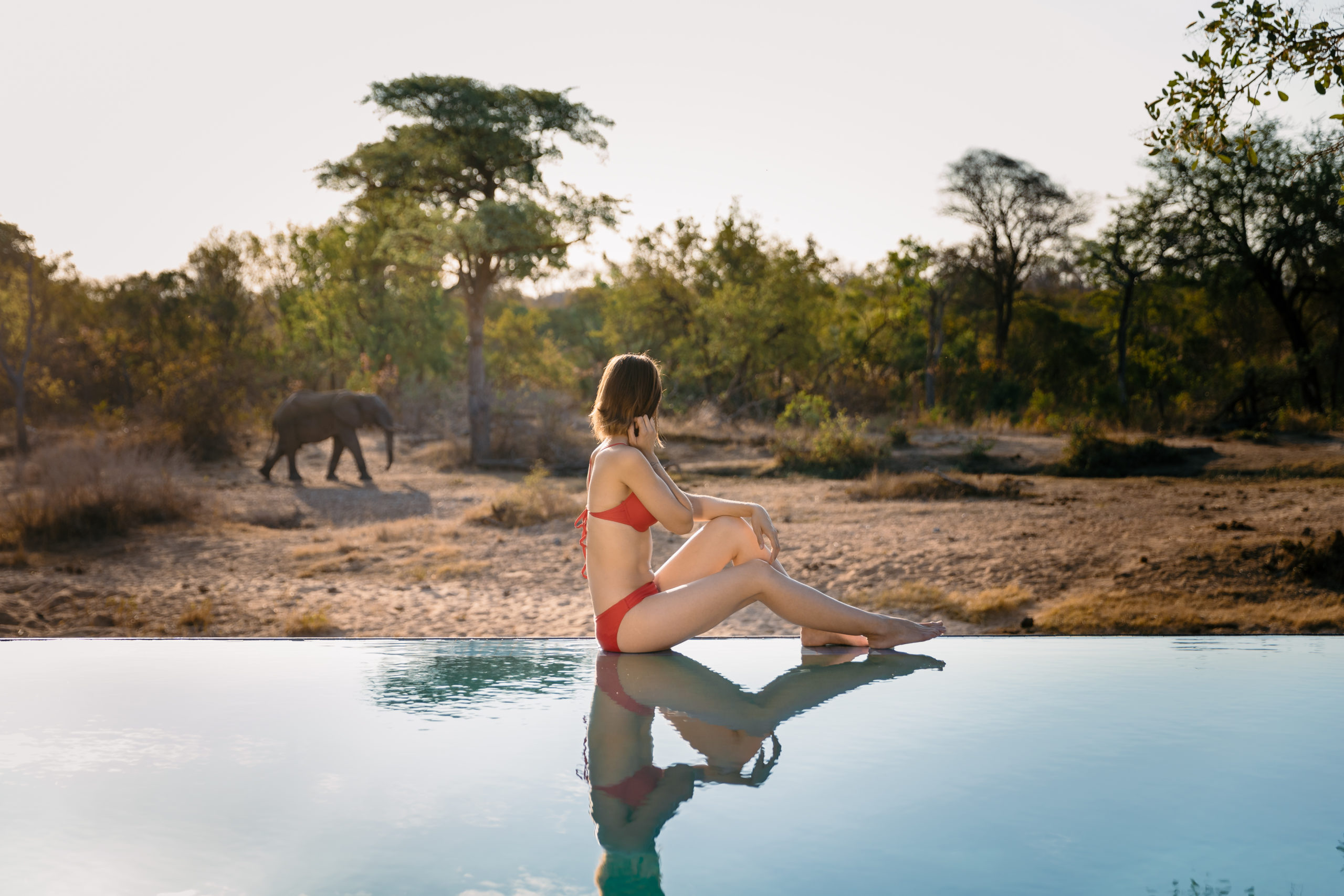 Thornybush Shumbalala Game Lodge-girl_at_pool