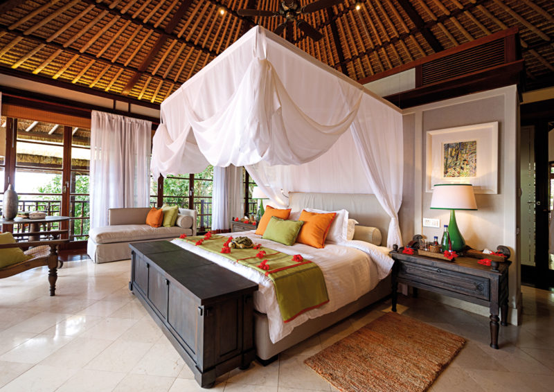 Seychelles - Fregate Island -1554 - Fregate Island Private - Twin Pool Villa - Master bedroom and seating