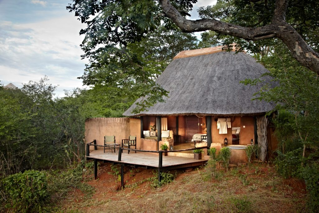 Zambia - Livingston - 1564 - Stanley Safari Lodge exterior