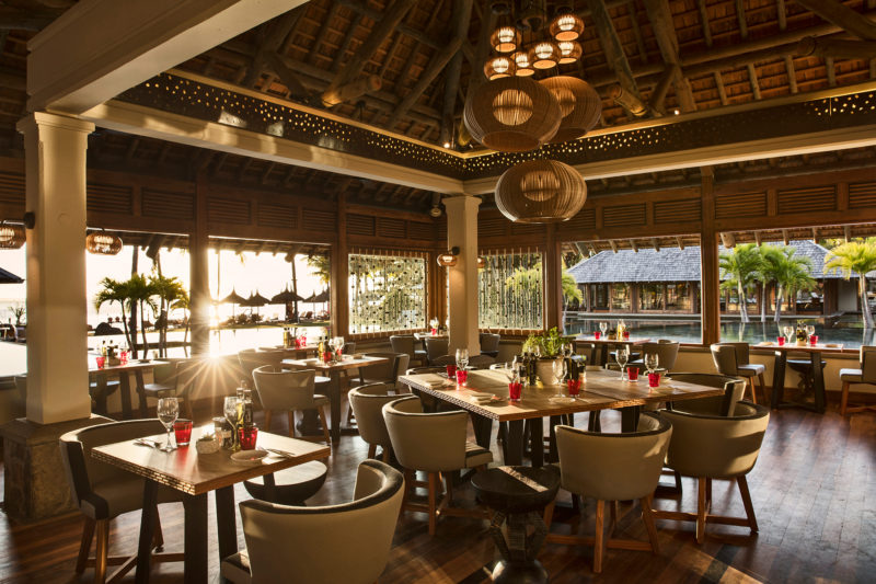 Mauritius - South Coast - 3996 - Heritage Awali - Kuzini Restaurant seating