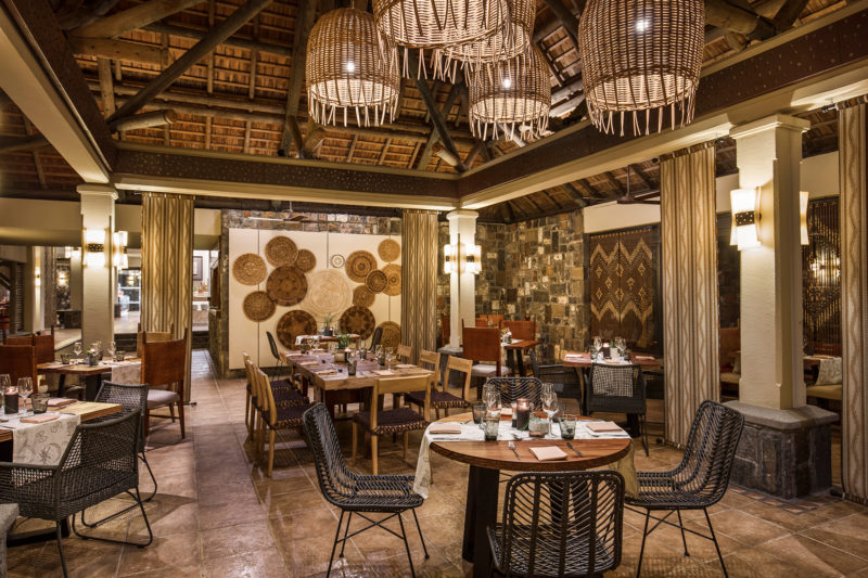 Mauritius - South Coast - 3996 - Heritage Awali - Savana Restaurant - Dining indoors