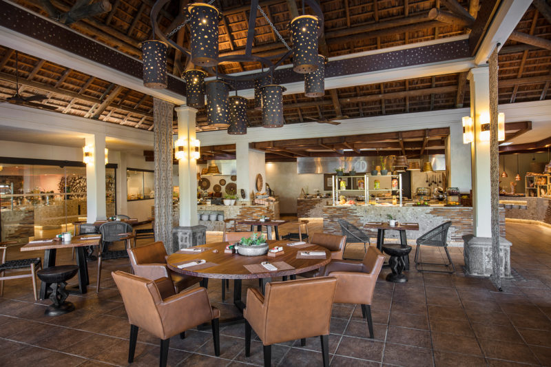 Mauritius - South Coast - 3996 - Heritage Awali - Savana Restaurant - Seating