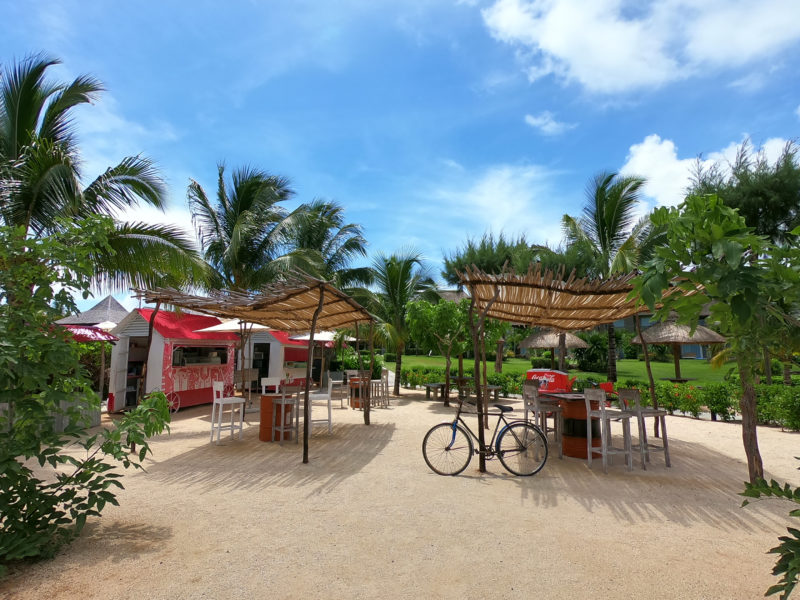 Mauritius - North Coast - 3996 - Zilwa Altitude - Taba-J Beach Food Stalls