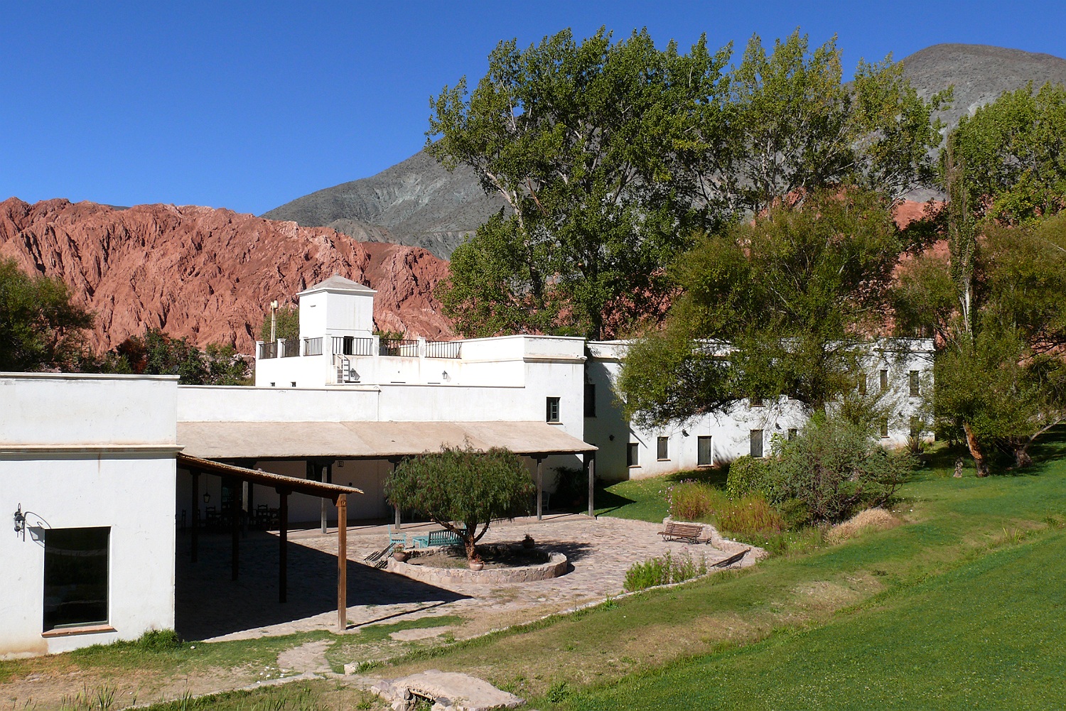 Argentina - NOA Purmamarca - 1584 - Manantial del Silencio exterior