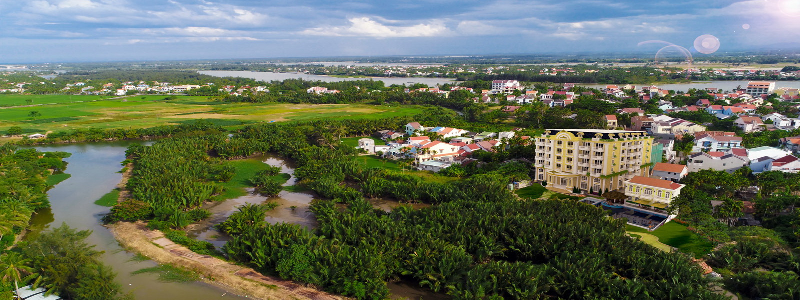 Vietnam - Hoi An - 16103 - Resort & Spa from Above