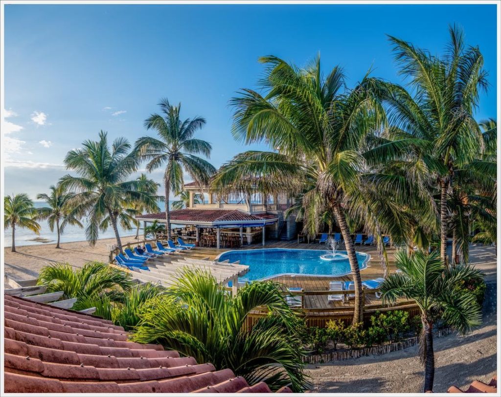 Belize - San Pedro - 10024 - Sunbreeze Hotel Swimming Pool