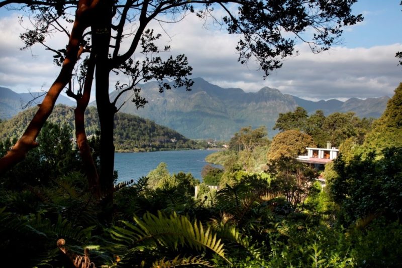 Chile - Pucon - 1560 - Hotel Antumalal Exterior Jungle Mountain