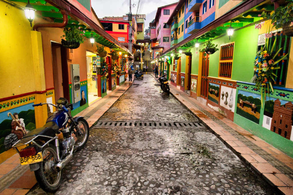 Colombia - 1558 - Medellin Guatape Street Colourful
