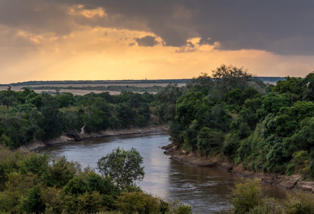 Kenya - 12890 - River Mara Entim - Sunset