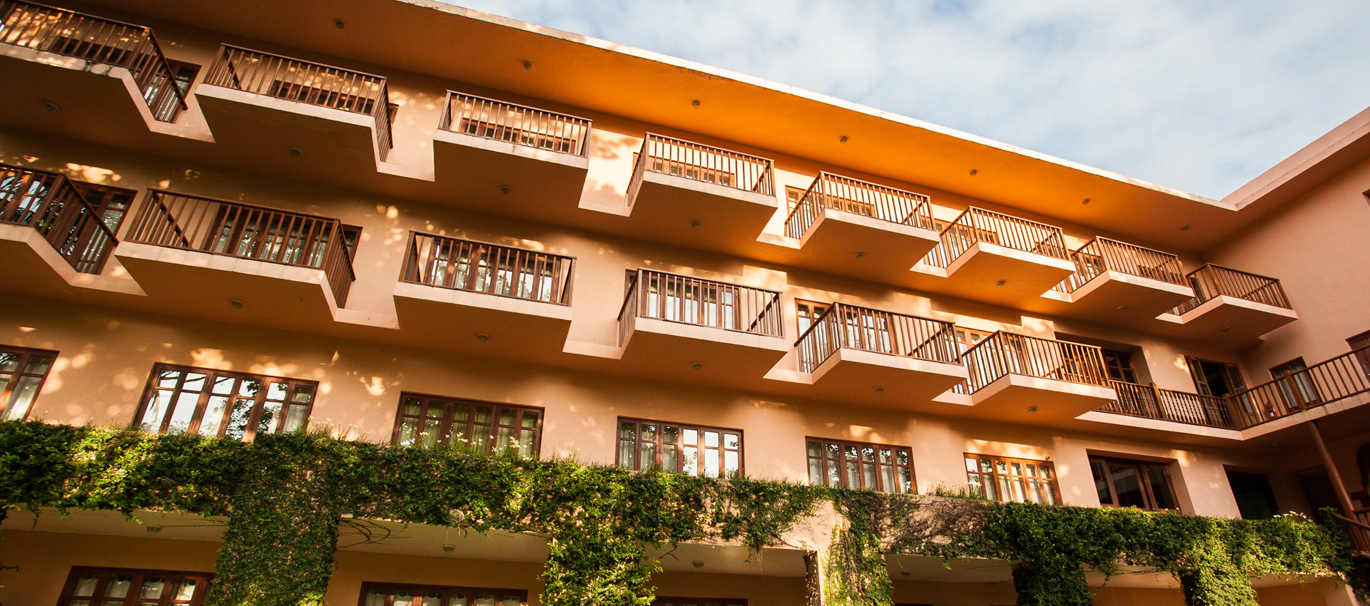 Thailand - Mae Hong Son - 18264 - Hotel front