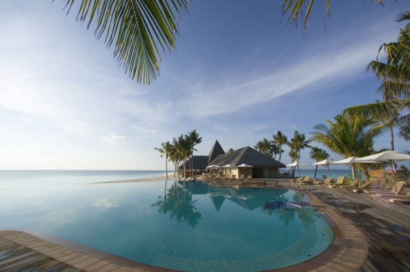 Maldives - North Ari Atoll - 1567 - Veligandu Island Resort - Swimming pool views