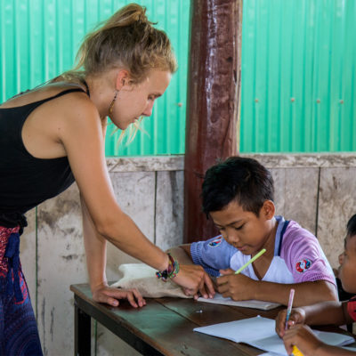 Teaching in Cambodia, Samraong