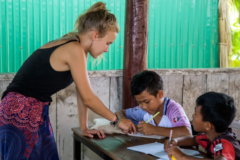 Teaching Volunteer Project in Cambodia