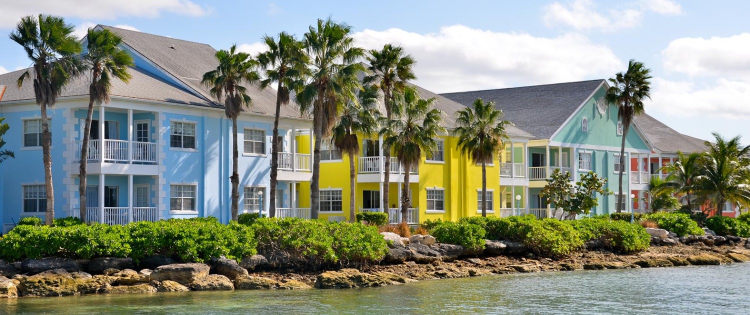 Bahamas - Nassau - Sandyport Beach Resort front