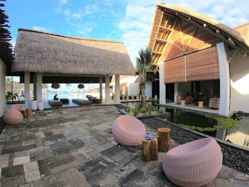 Preskil Resort & Spa - Outside Lounge Area