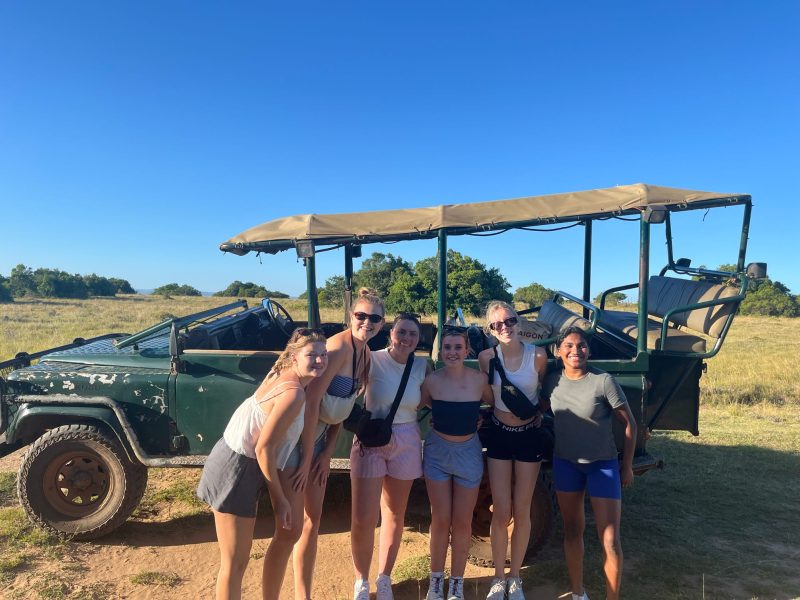 volunteers on big 5 safari game drive excursion south africa